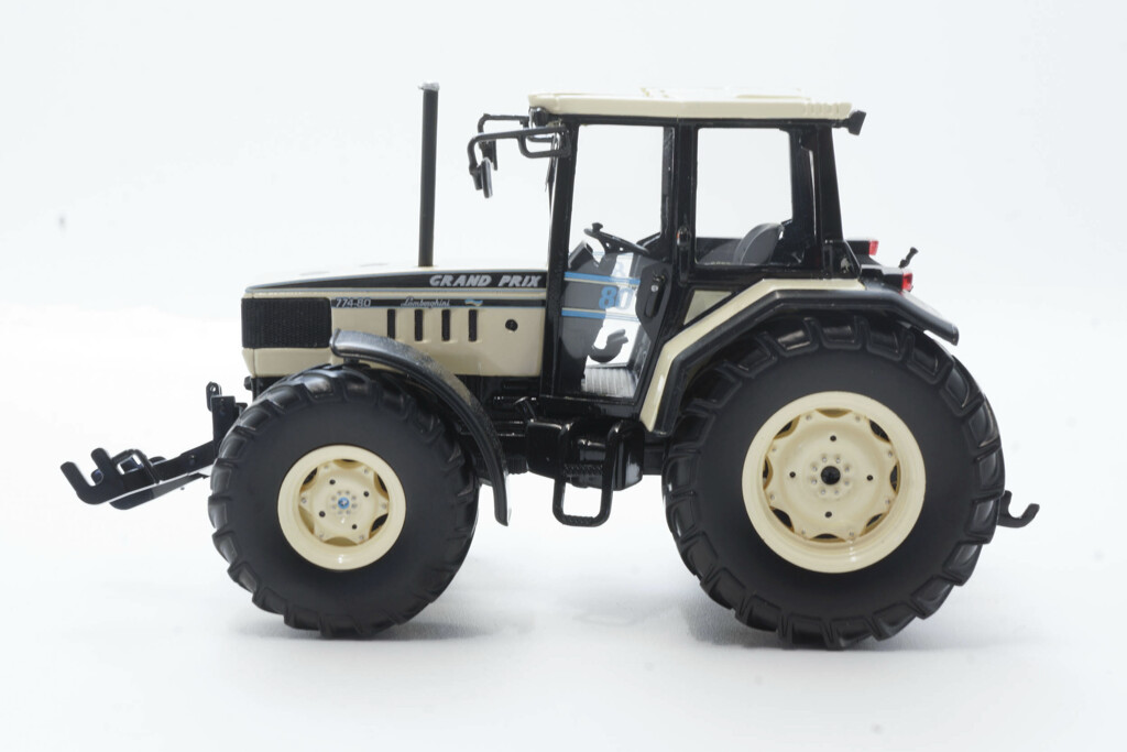 Lamborghini Grand Prix 674-80 Limited Edition Modell von PowerTrac Models 1:32