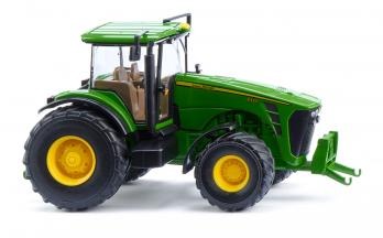 John Deere 8330 Modell von WIKING 1:87
