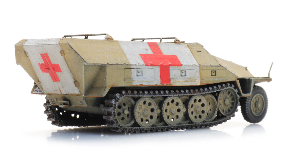 Sdkfz 251/8 Ausf D Sanitätspanzer Modell von Artitec 1:87