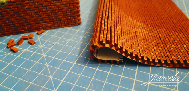 Ziegelmauer Flexyway rot dunkel Modell von Juweela 1:32