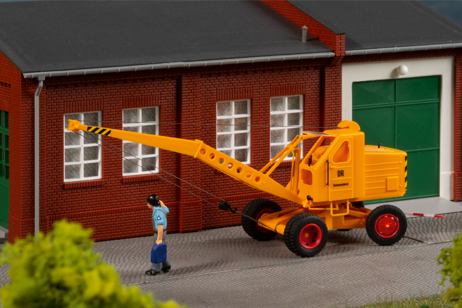 Lader T172 Bahnmeisterei Bausatz Modell von Auhagen 1:87