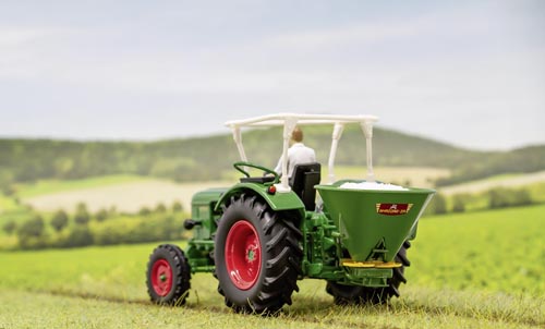 Deutz D60 05 - Fritzmeier Überrollbügel und Amazone ZA Limited Edition Modell von Universal Hobbies 1:32