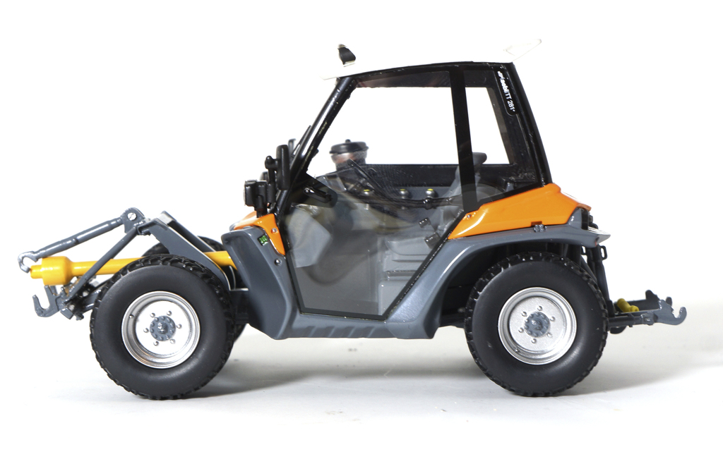 Aebi Terratrac 281 Kommunal Limited Edition Modell von PowerTrac Models 1:32