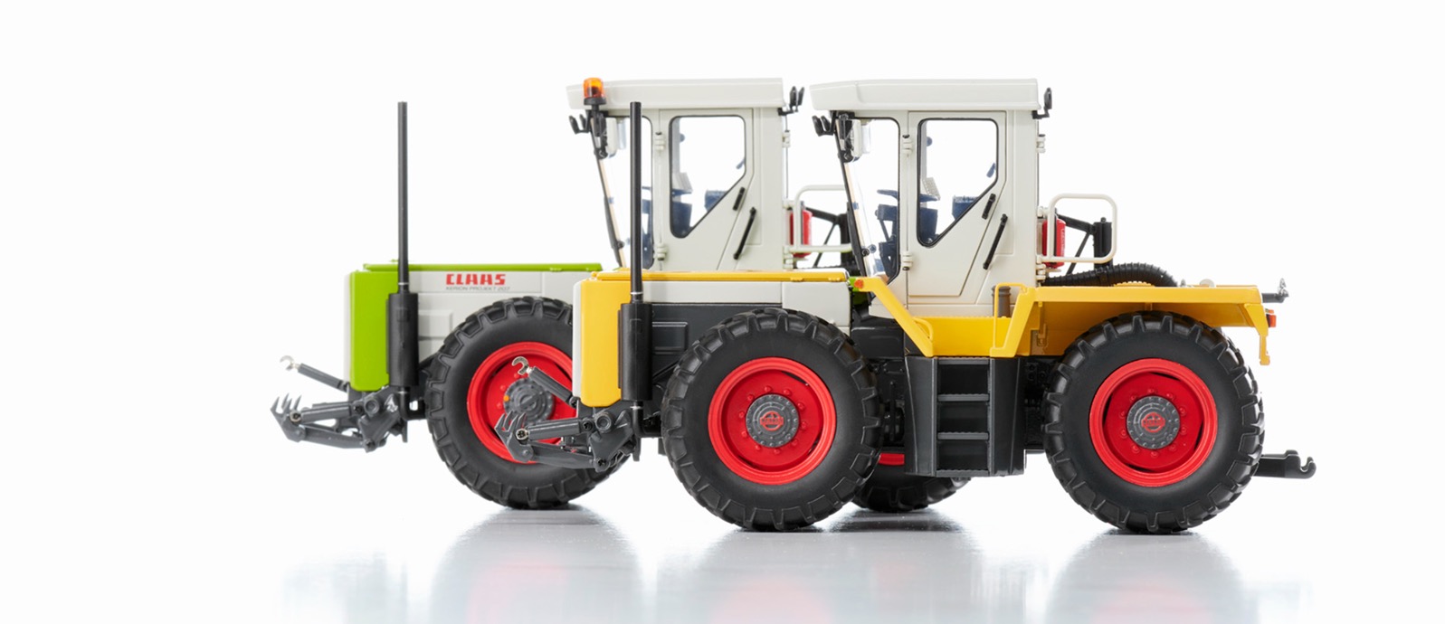 Claas Xerion Projekt 207  Modell von Weise-Toys 1:32