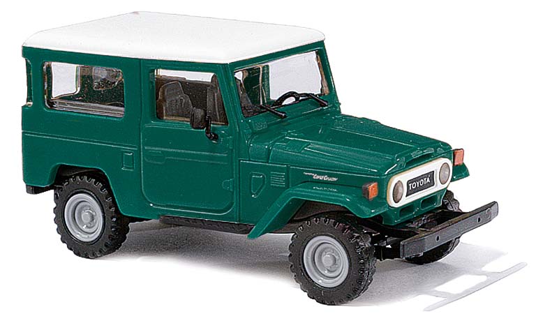 Toyota Land Cruiser J4 grün Bj. 1960 Modell von Busch 1:87