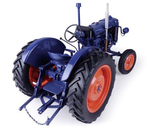 Fordson Major E27N Modell von Universal Hobbies 1:16