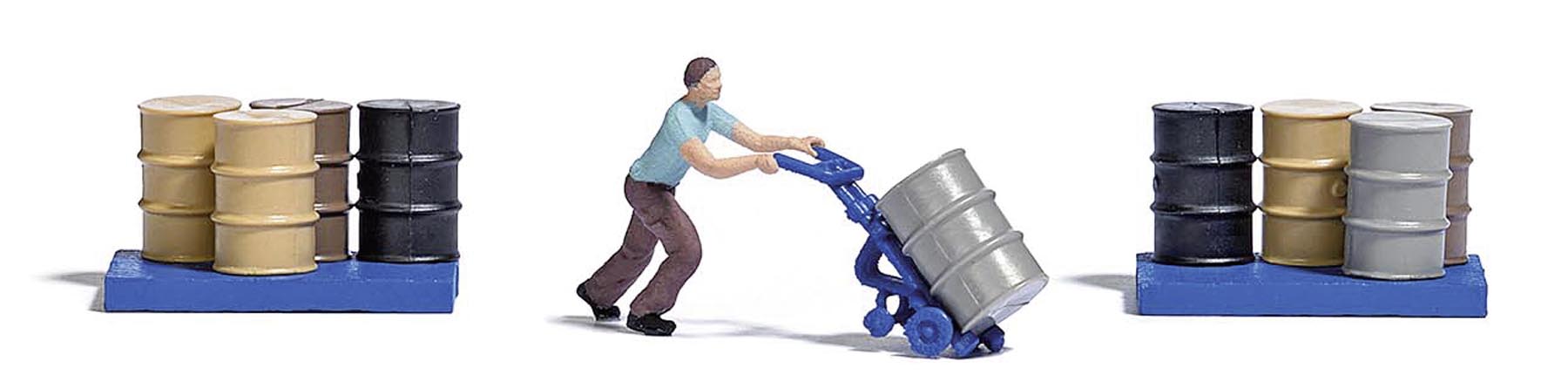 Mann mit Sackkarre und Ölfässer Modell von Busch 1:87