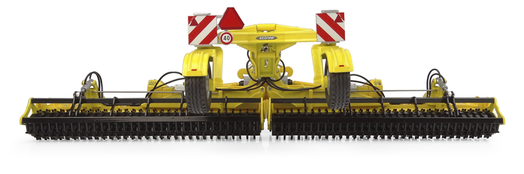 Bednar Kator KN 8000 Q Profi Kreiselegge Modell von Universal Hobbies 1:32