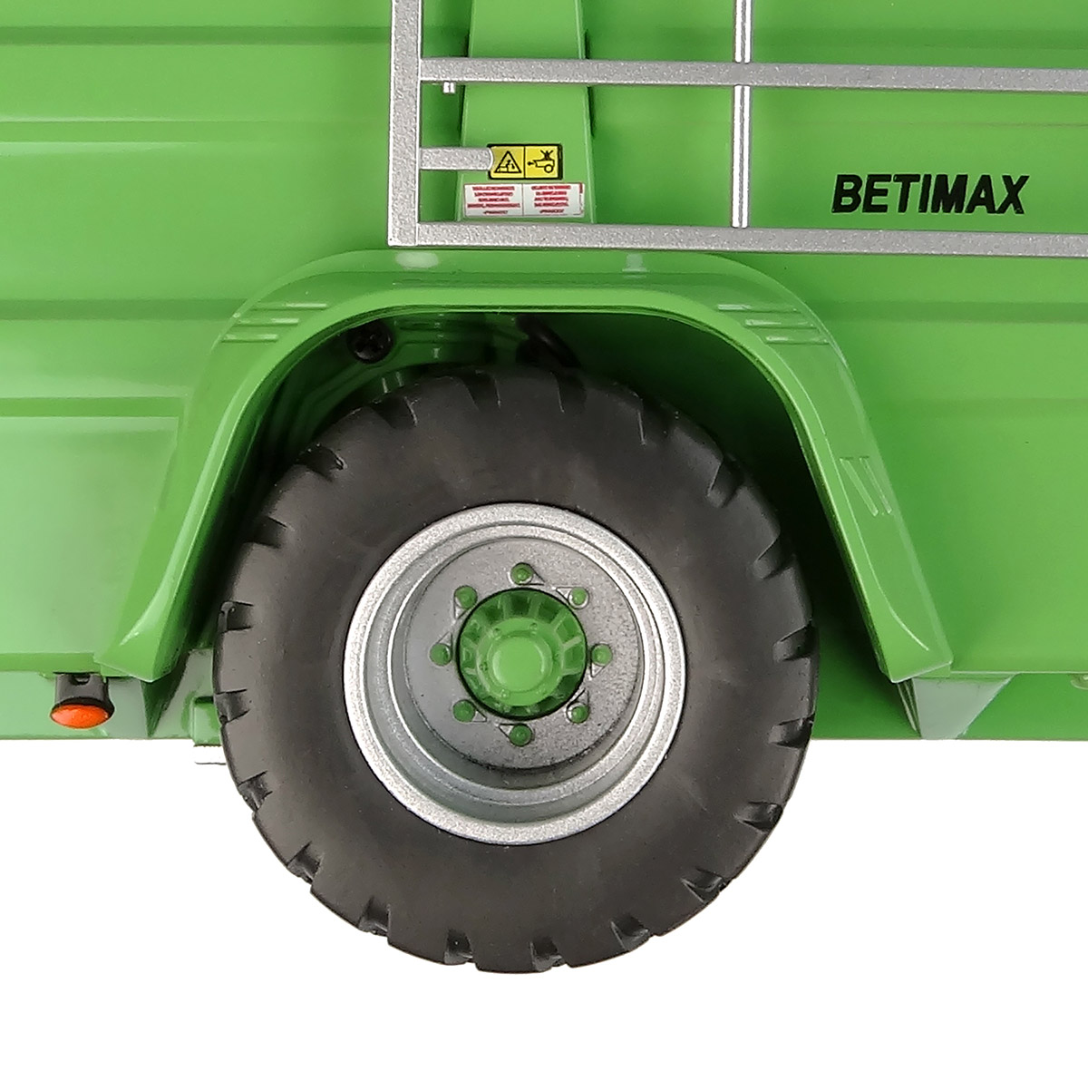 Joskin Betimax RDS G 6000 grün Modell von Universal Hobbies 1:32