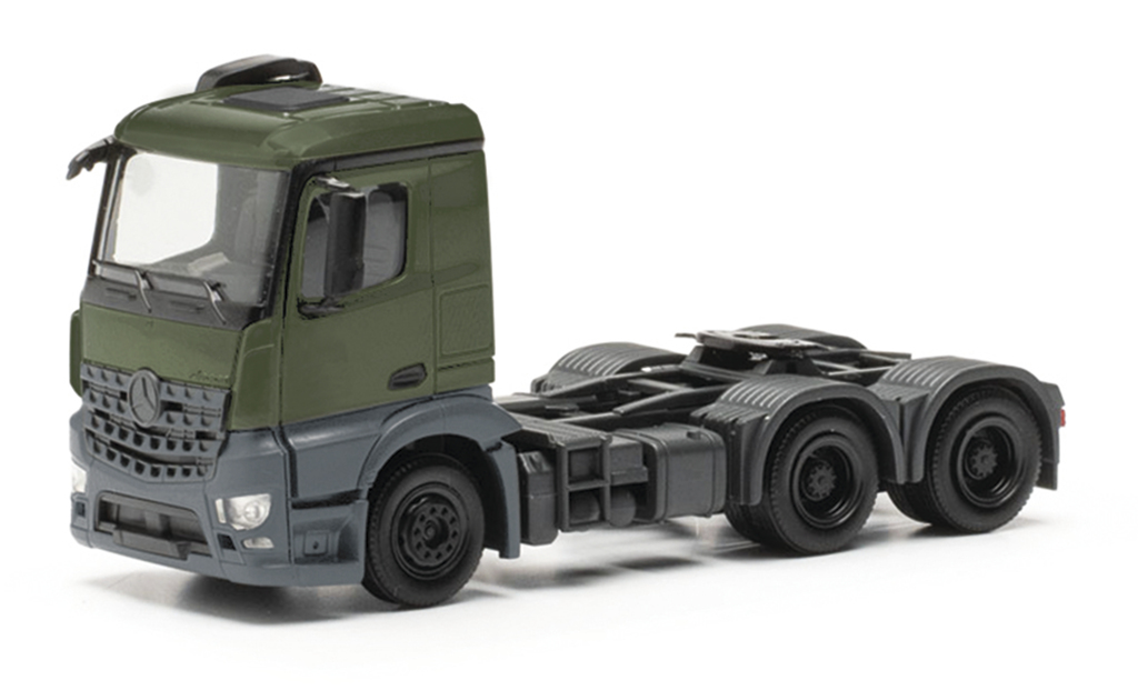 MB Arocs M Solozugmaschine 3achs-1