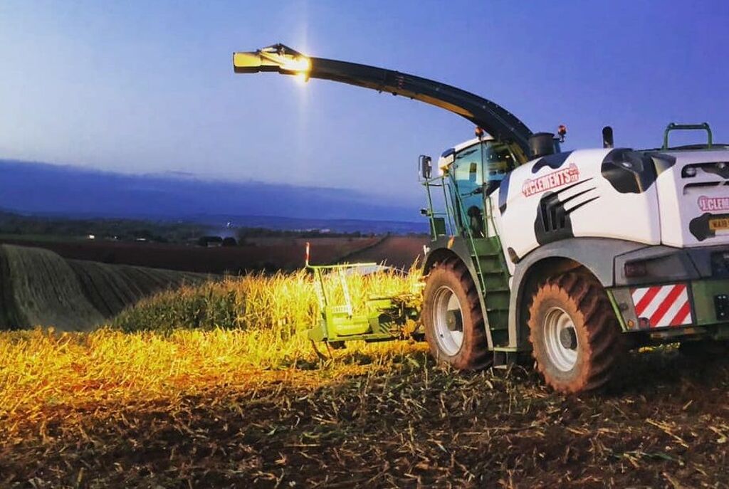 Krone Big X 630 J. Clements Modell von ROS 1:32