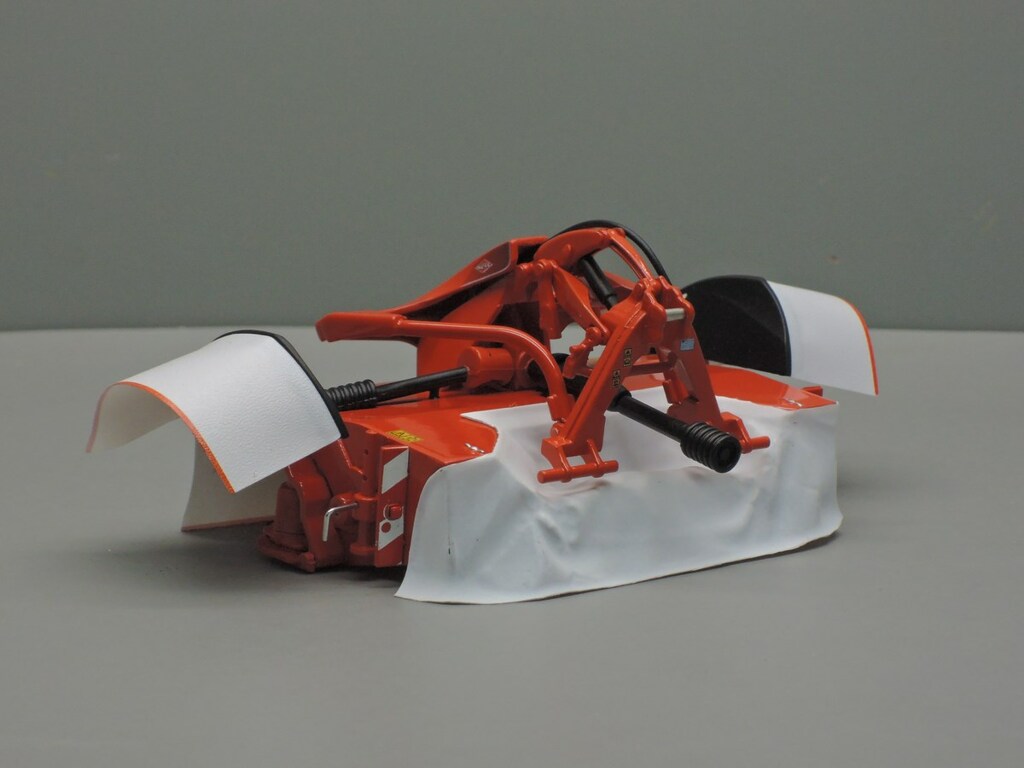 Kuhn FC 3125 DF Scheiben-Mähknickzetter Modell von Replicagri 1:32