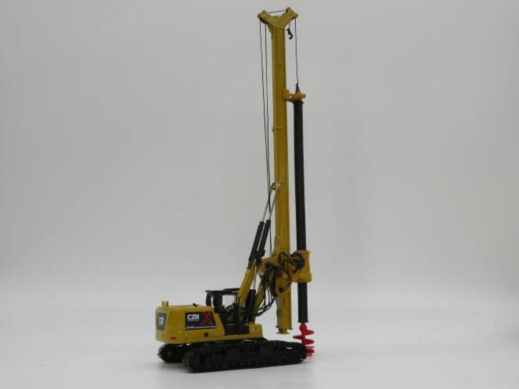 CZM EK160 Kellybohrgerät Modell von DieCast Masters 1:50