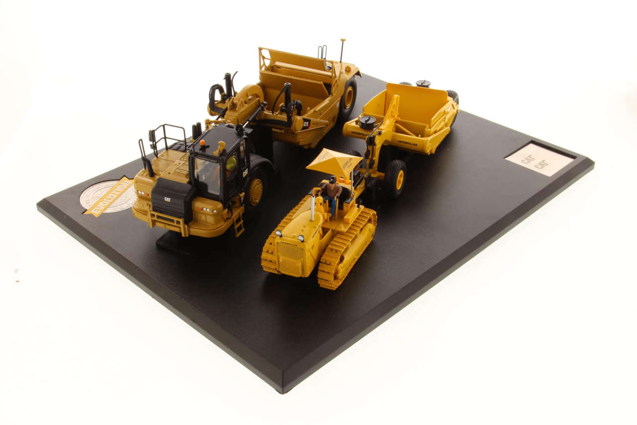 Cat 621K Schürfzug und Cat D7 Dozer mit No. 70 Schürfzug - Evolution Serie-1