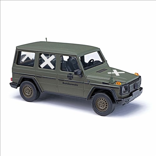 Mercedes-Benz G-Klasse 90 BW Schwertransport Bj. 1990  grün Modell von Busch 1:87