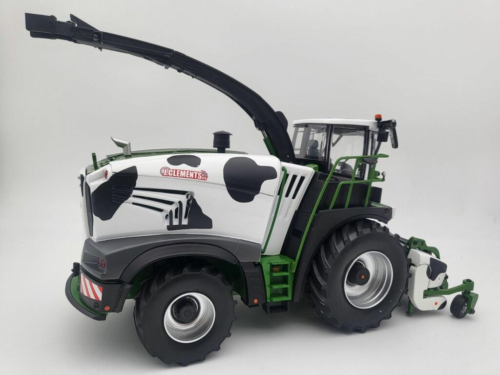 Krone Big X 630 J. Clements Modell von ROS 1:32