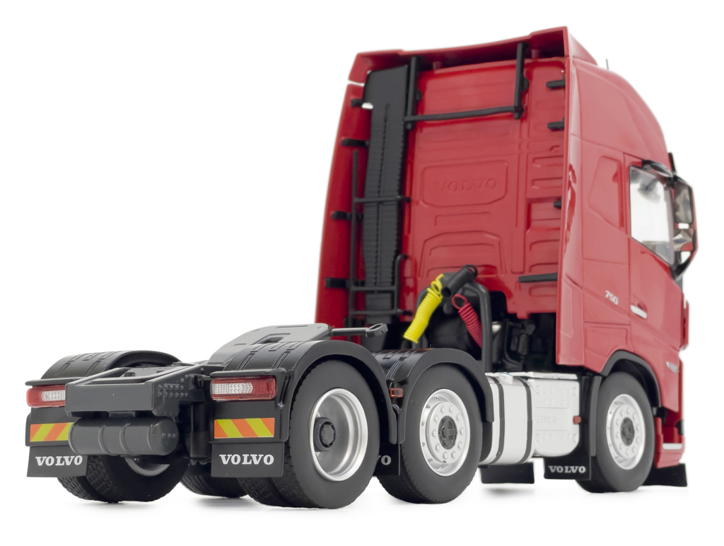 Volvo FH5 6x2 rot Modell von MarGe Models 1:32