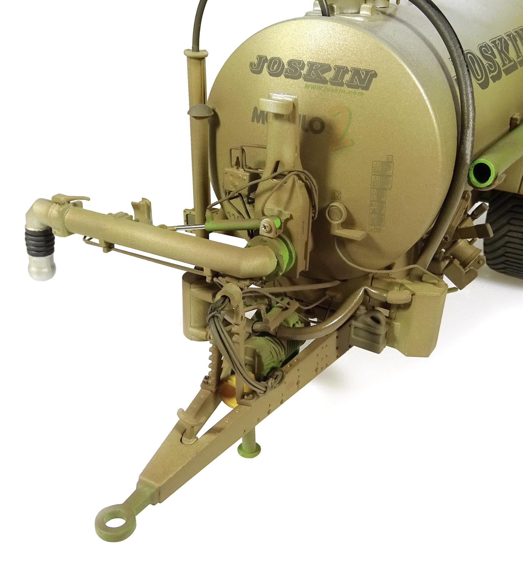 Joskin Modulo 2 11000 ME Güllewagen „verschmutzte Version“ in limitierter Auflage Modell von Universal Hobbies 1:32