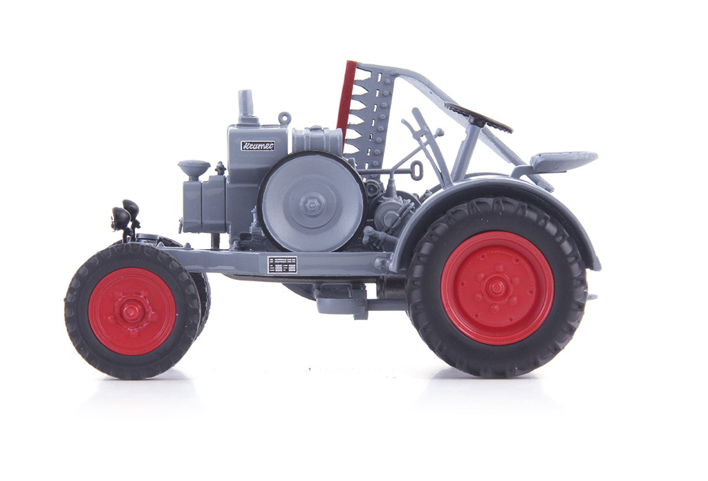 Kramer K18 Allesschaffer wehrmachtsgrau Limited Edition Modell von AutoCult 1:32