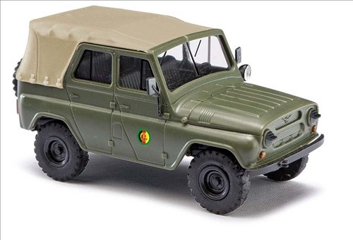 UAZ 469 NVA Grenztruppen Modell von Busch 1:87