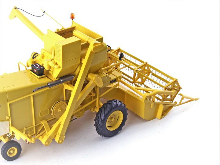 Claeys M103 Mähdrescher - Lim. Edt. 250 St. Modell von Toys Farm 1:32