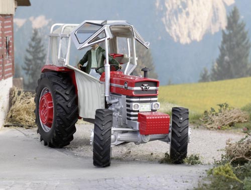 Massey Ferguson MF 178 mit Verdeck und Fahrer Modell von MO-Miniatur 1:32