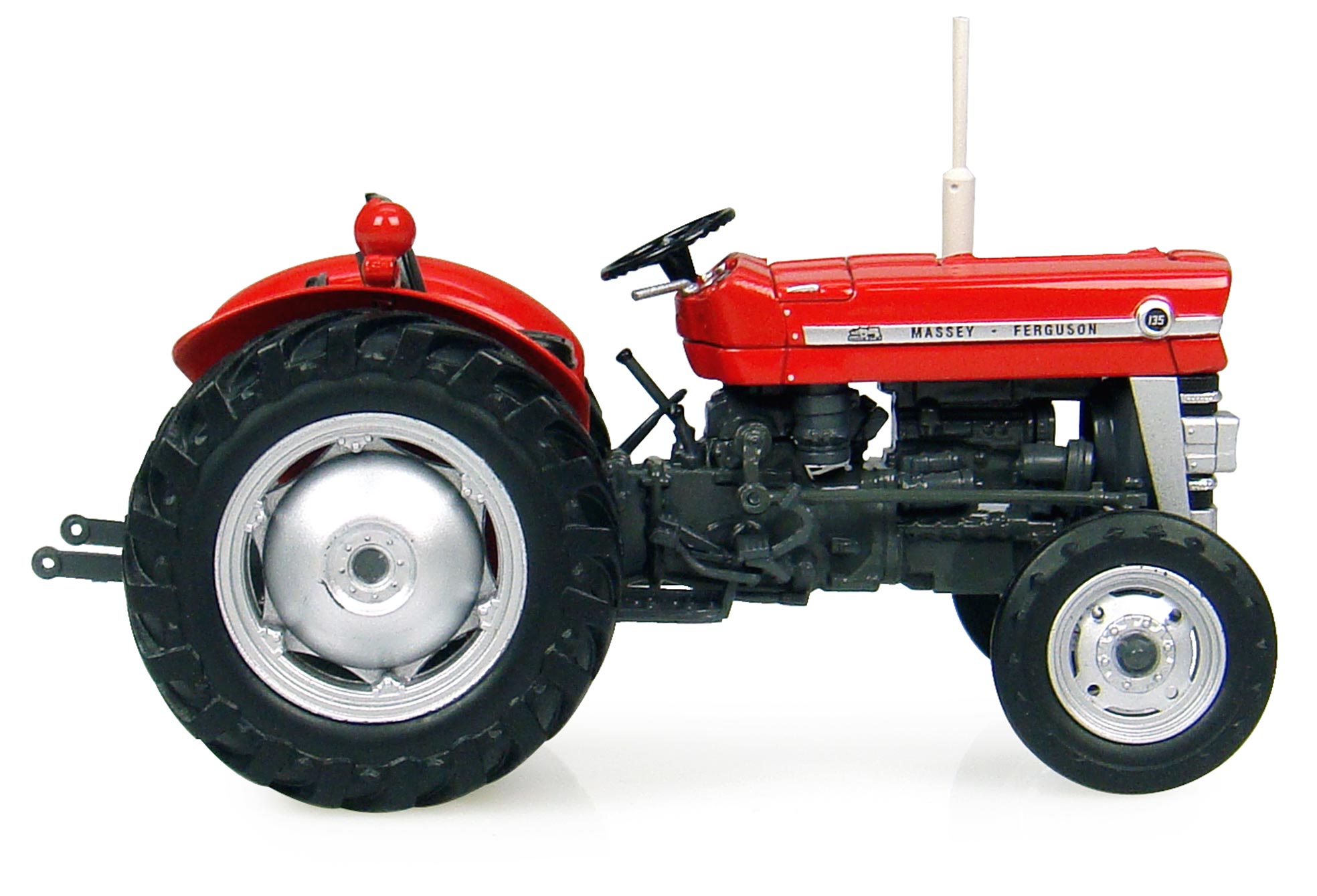 Massey Ferguson 135 (1965) Modell von Universal Hobbies 1:32