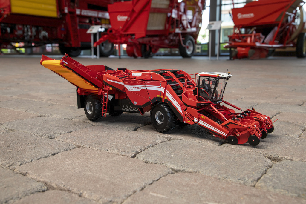 Grimme Ventor 4150 Limited Edition Modell von ROS 1:32