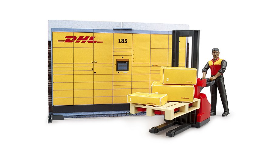 bworld DHL Shop mit Handhubstapler