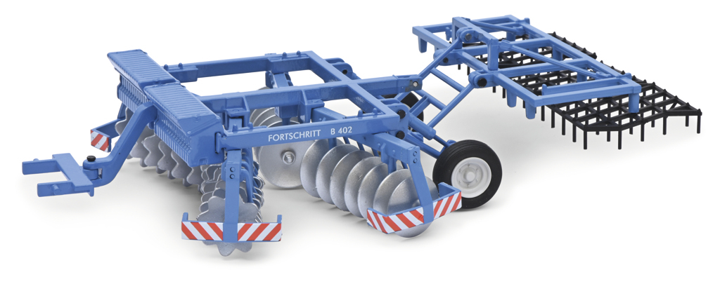 Pflug Fortschritt B200 und Egge Fortschritt B402 Modell von Schuco 1:32