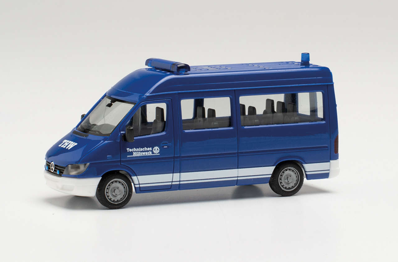 Mercedes-Benz 96 Bus HD THW Sprinter-1