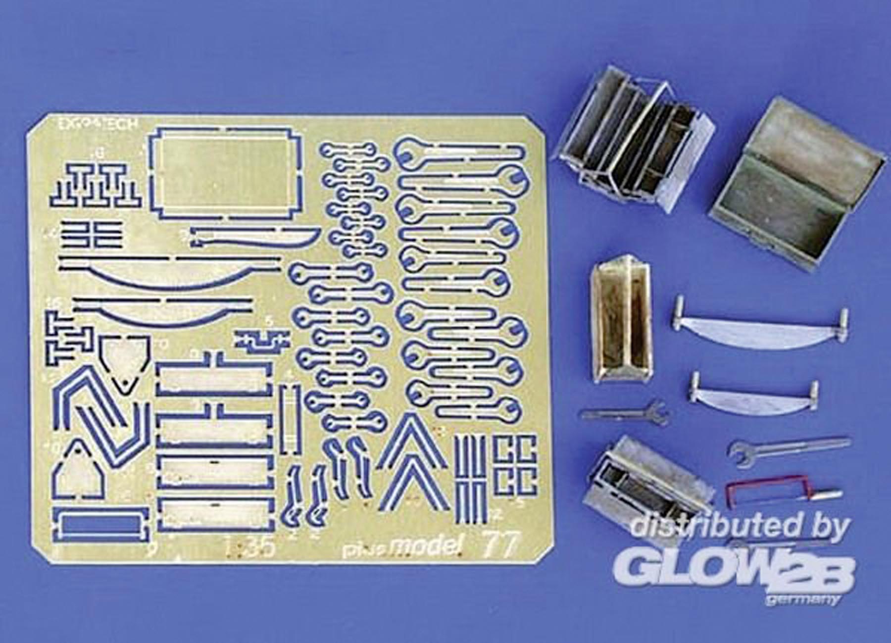 Werkzeugkisten (4 Stück) mit Werkzeug Modell von Plus Model 1:35