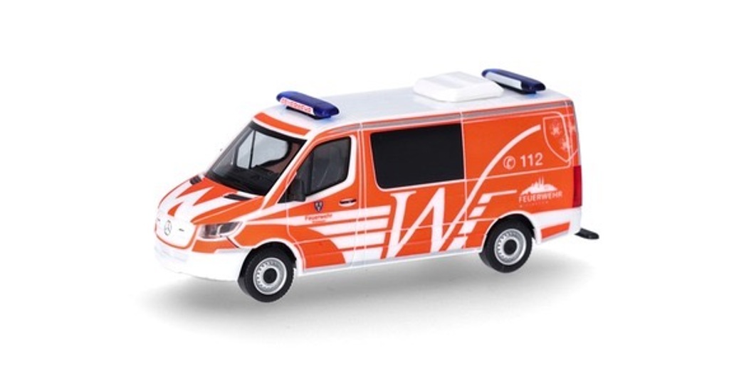 Mercedes Benz Sprinter 18 Halbbus „Feuerwehr Wiesbaden“ Modell von herpa 1:87