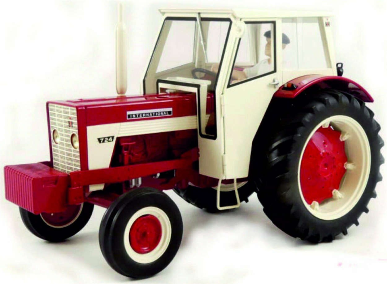 IHC 724 Modell von Replicagri 1:16