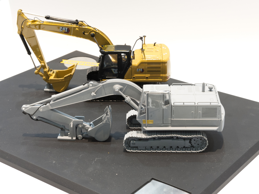 Bagger Evolution Serie Cat 225 und Cat 323 Hydraulik Bagger-1