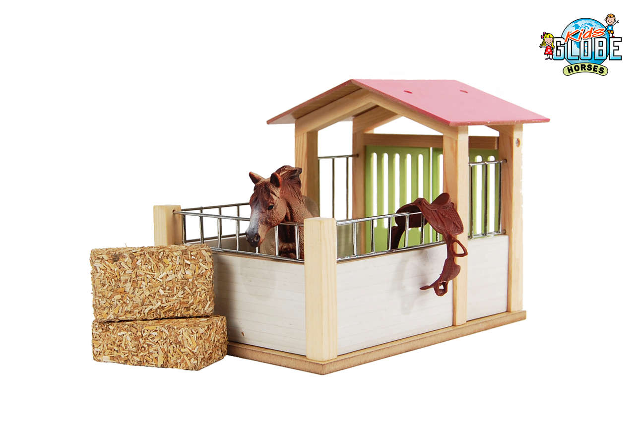 Der kleine Pferdebox von Kids Globe bietet deinem Pferd ein Dach über dem Kopf. Öffne das Tor und reite aus. Als Bausatz zum Selber montieren. Tiere und Zubehör sind nicht im Lieferumfang enthalten.-1