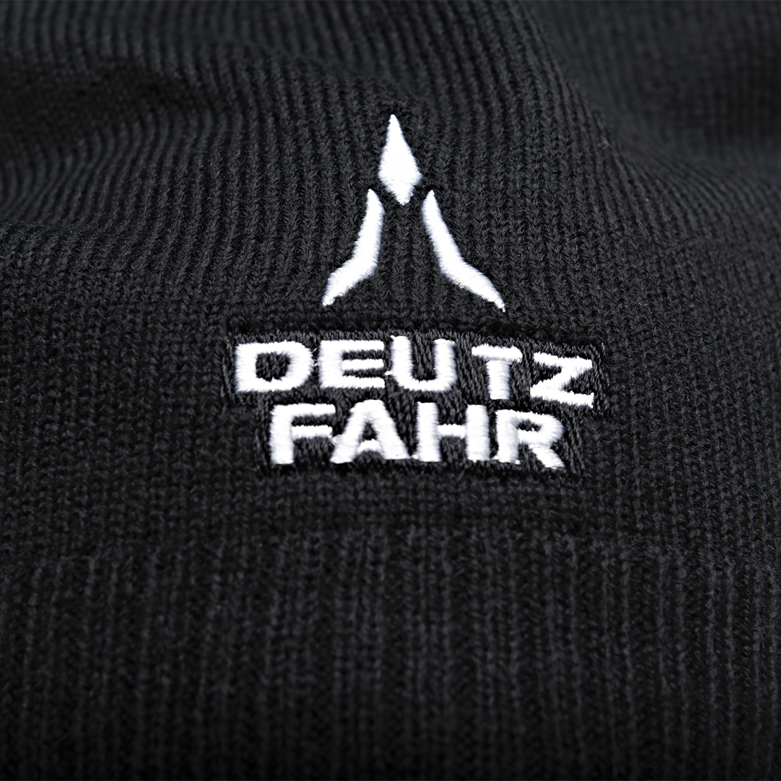 Deutz-Fahr Wintermütze Schwarz-Grün