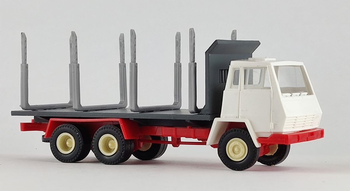 Steyr 91 Lkw Holztransporter Fräs-Bausatz -1
