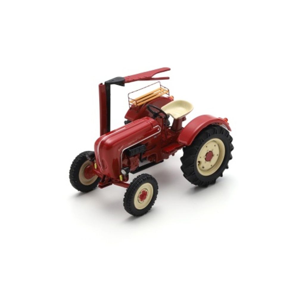 Porsche Junior mit Mähwerk-1