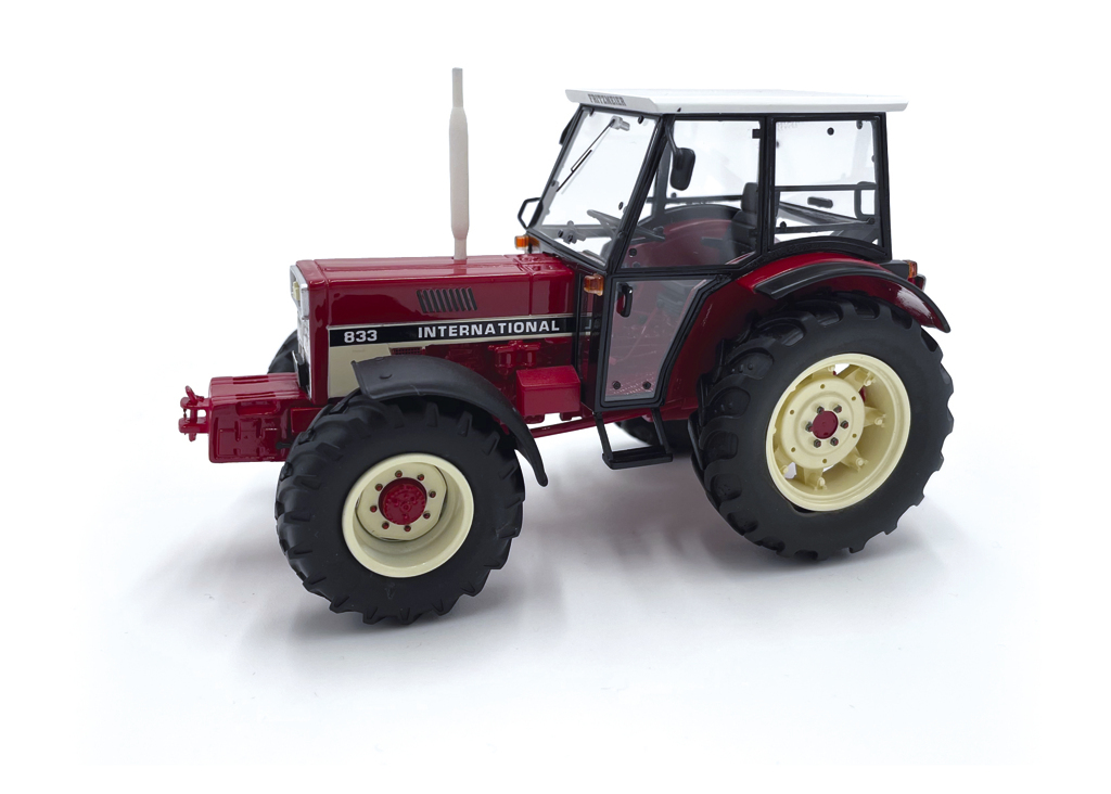 IHC 833 4WD 1st Edition Modell von agrarfox models 1:32