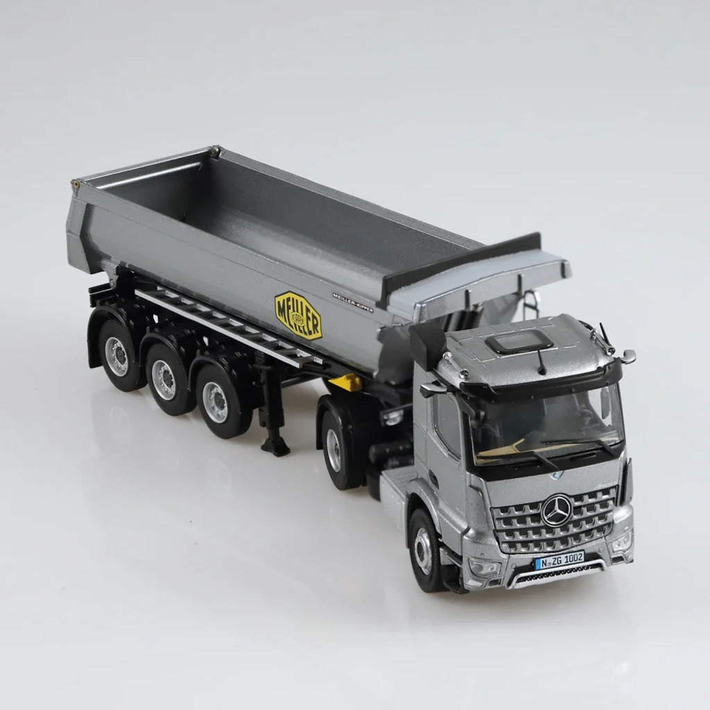 Mercedes Benz Arocs 4x2 Meiller Kippsattel silbergrau metallic Modell von NZG 1:50