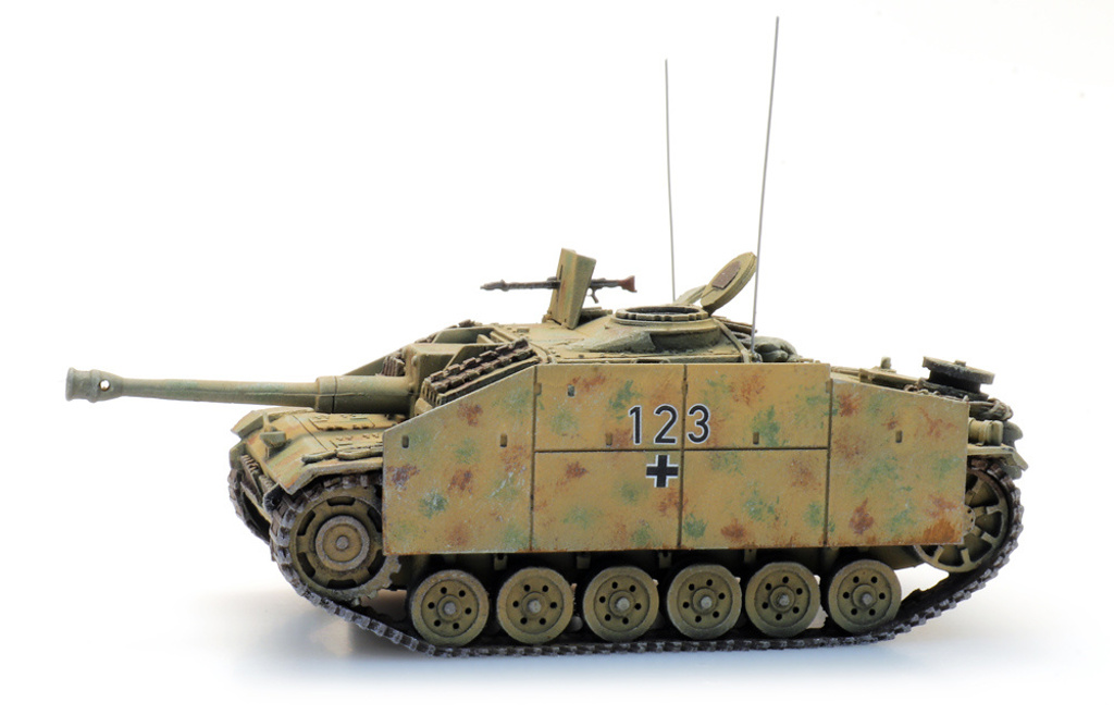 StuG III Ausf. G 3-Ton Tarnung Modell von Artitec 1:87