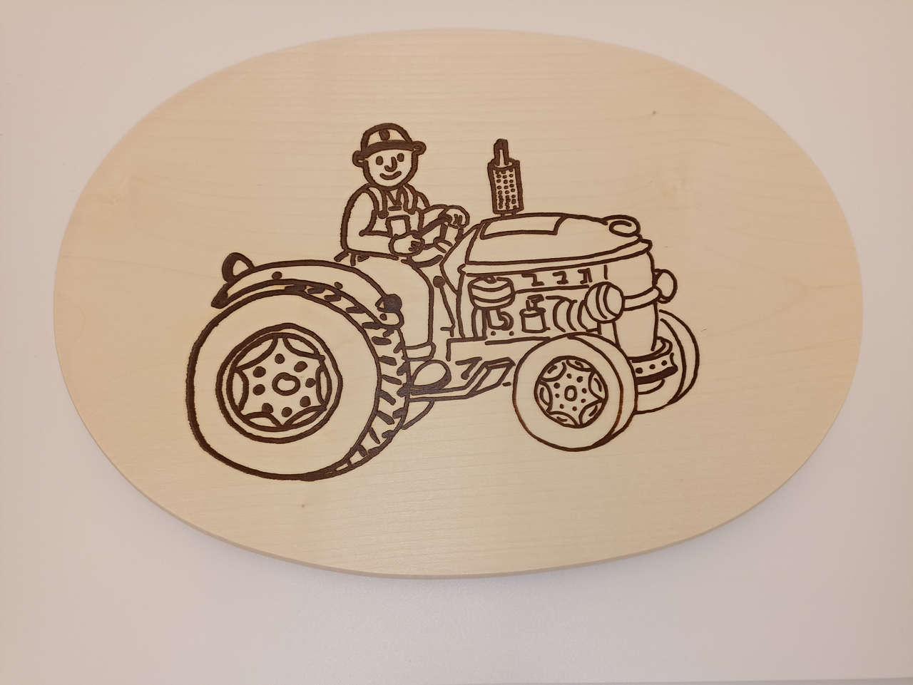 Frühstücksbrett Bob mit Schlepper-1