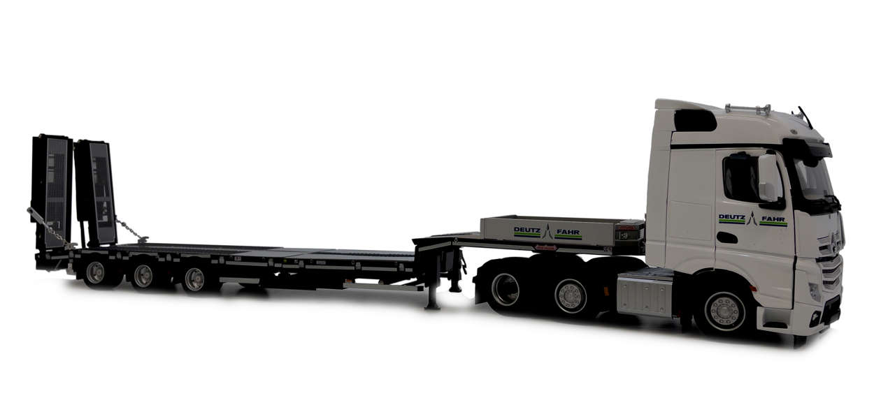 Mercedes-Benz Actros Bigspace mit Nooteboom Tieflader Gitter Deutz-Fahr Design Modell von MarGe Models 1:32