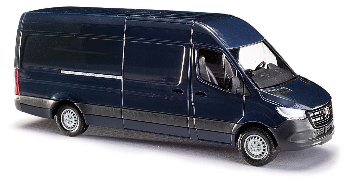 Mercedes Benz Sprinter lang Bj. 2018 blau Modell von Busch 1:87