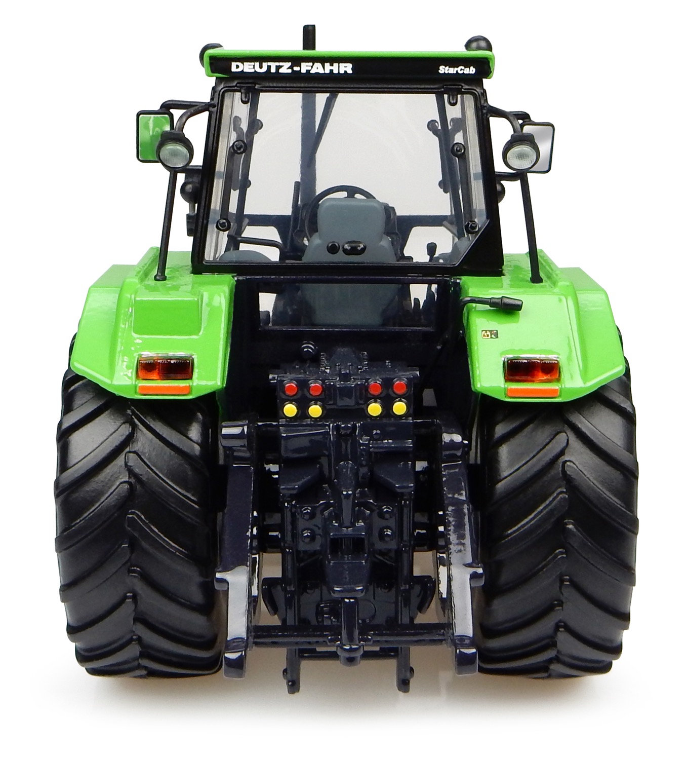 Deutz-Fahr DX 4.51 Modell von Universal Hobbies 1:32
