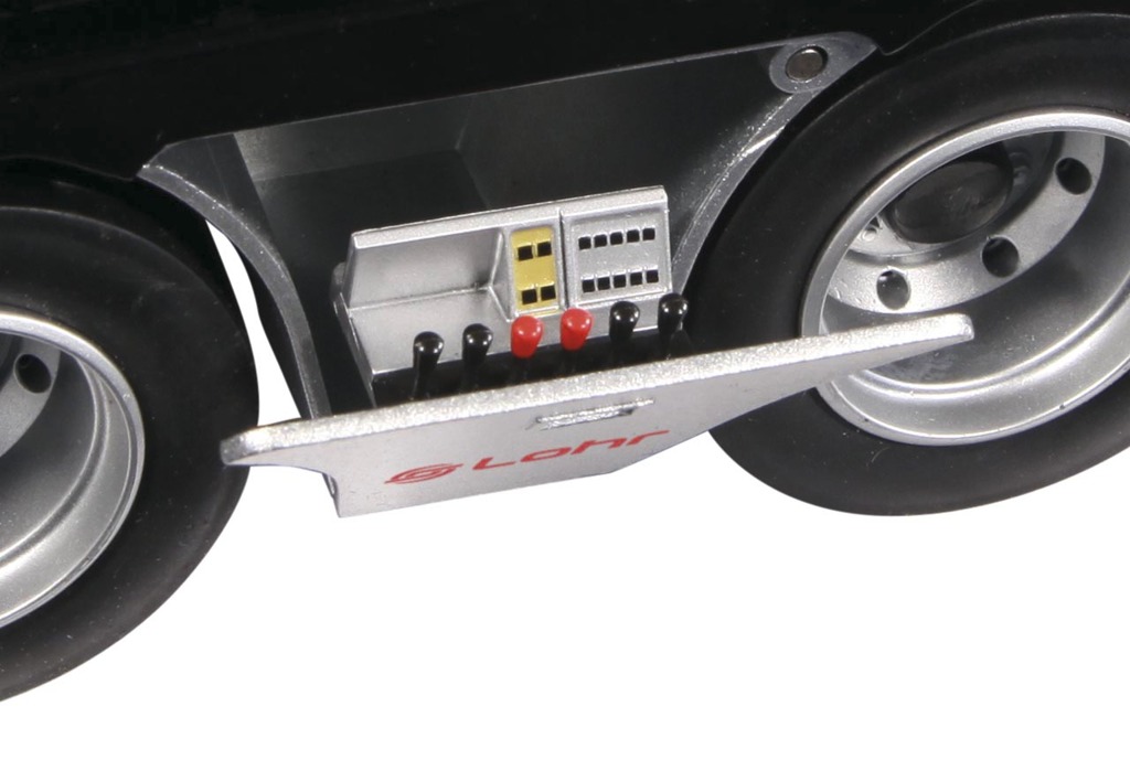 Lohr Autotransporter Modell von NZG 1:18