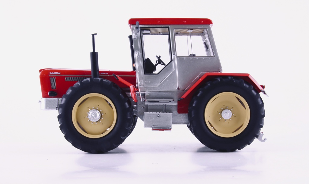Schlüter Super Trac 1600 TVL 1st Edition Modell von agrarfox 1:32