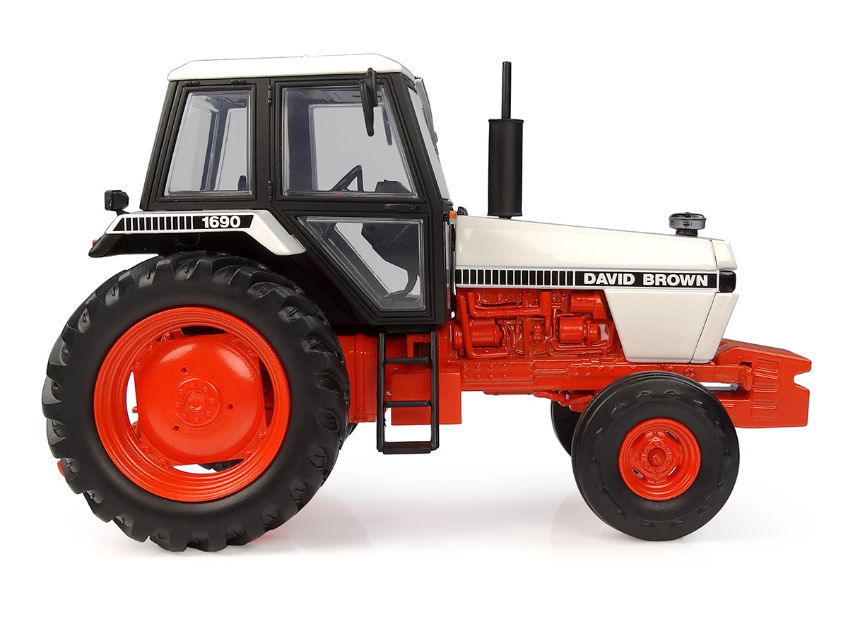 David Brown 1690 2WD Modell von Universal Hobbies 1:32