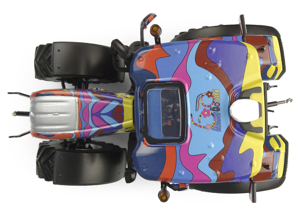 New Holland T7.300 Basildon 60 Years Tractor Modell von Universal Hobbies 1:32